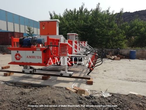 Semi-Automatic Semi Automatic 13 Hp Concrete Road Paver With Frequency Speed Control System