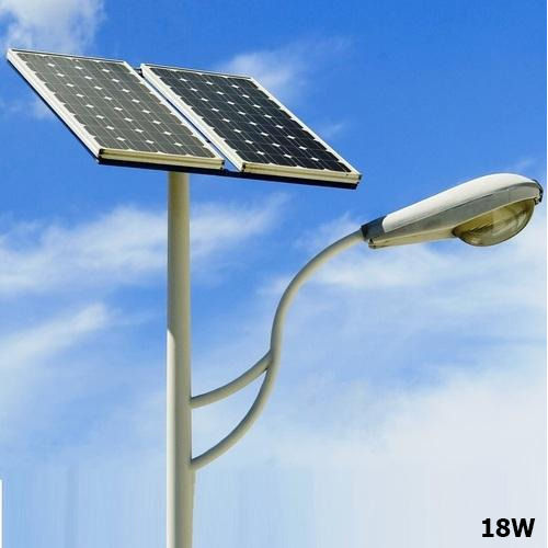 Grey Eco Friendly Energy Efficient Consume Less Energy 18W Solar Street Light