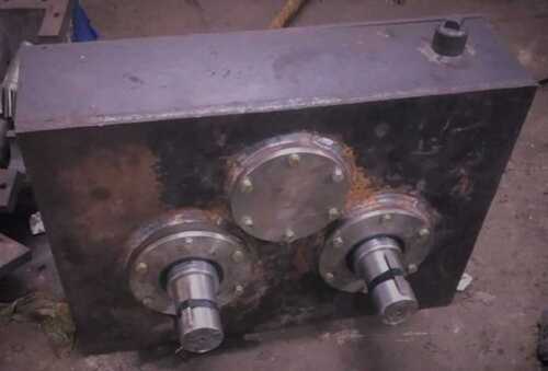 Fabricated Gearbox For Clay Mixing Machine For Industrial Usage