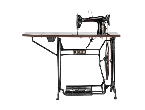 Black Usha Sewing Machine For Domestic Use - Automatic Grade: Manual