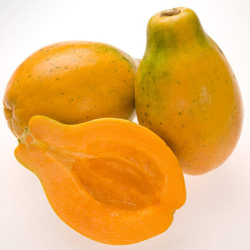 Indian Origin Medium Size Oval Shape Yellow Sweet Papaya