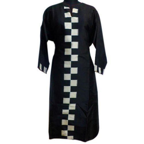 Black Shrink Resistance Skin Friendliness Elegant Look 3/4 Sleeves Printed Silk Ladies Kurti