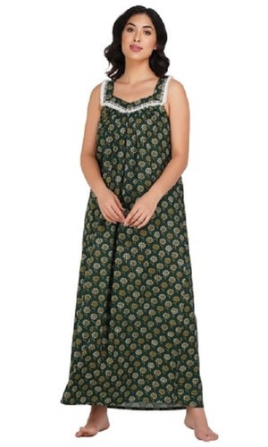 Comfortable And Breathable Lightweight Green Printed Cotton Ladies Nighty