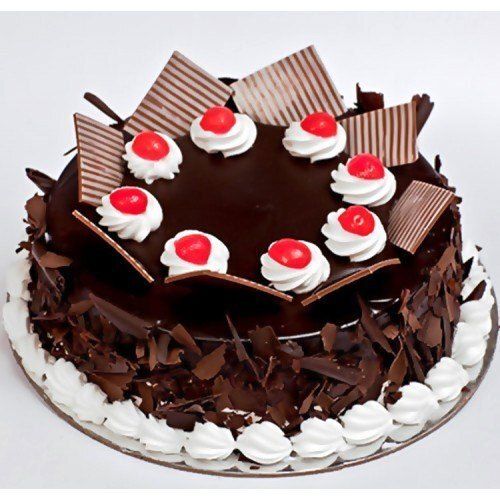 Hygienic Prepared Easy To Digest Tasty And Delicious Round Chocolate Forest Cake
