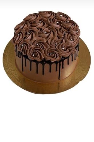 Sweet Taste Round Designer Chocolate Cake For Birthday Party And Anniversary Celebration 