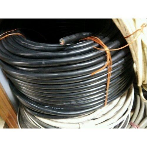 Black Color Electrical Pvc Wire With High And Good Build Quality Durable Material Conductor Material: Plastic