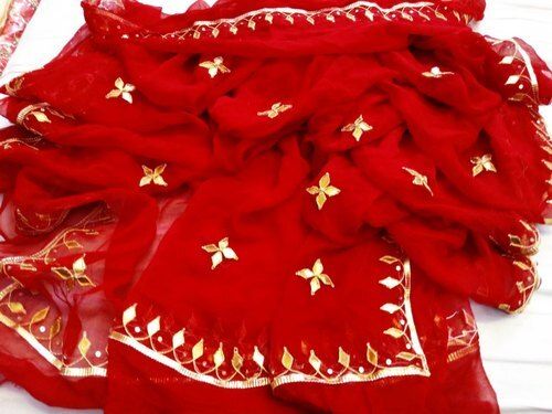 Comfortable To Wear Red Chiffon Sarees For Ladies