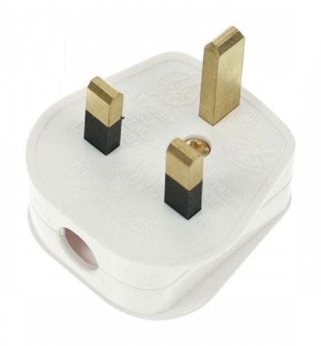 White Energy Efficient, Sleek Modern Design And Cost Effective 13 Amp Fused 3 Pin Plug