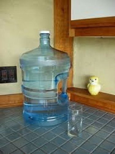  अनब्रेकेबल लीक प्रूफ और मजबूत नीली पारदर्शी प्लास्टिक डिस्पेंसर बोतल 