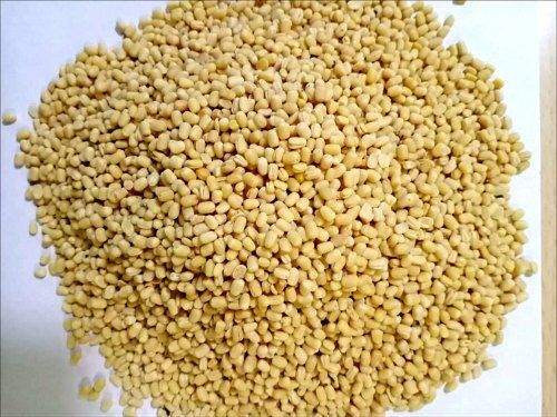 100% Pure And Natural Long Grain High Protein Nutrients Rich Yellow Whole Urad Dal