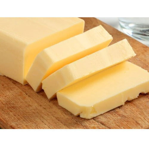 स्वच्छता से भरपूर, प्रोटीन, विटामिन, खनिज से भरपूर स्वच्छ और स्वस्थ शुद्ध और प्राकृतिक नमकीन दूध मक्खन आयु समूह: बच्चों