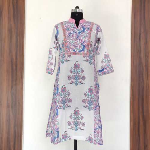 Handicraft White Hand Block Printed Ladies Kurti For Casual And Regular Wear