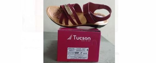 Comfortable And Washable Sandals For Ladies In Maroon And Brown Heel Size: Flat