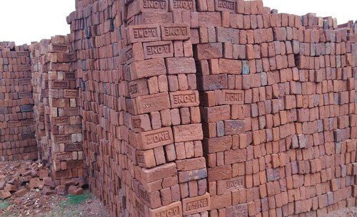 Brown Solid Fire And Water Resistant Rectangular Clay Bricks For Construction