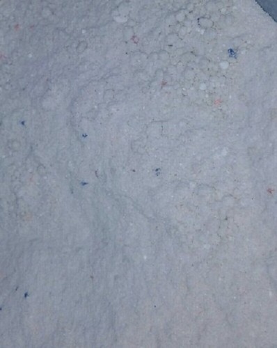 नीला पर्यावरण के अनुकूल और प्राकृतिक खुशबू से दाग हटाएं वाशिंग डिटर्जेंट पाउडर