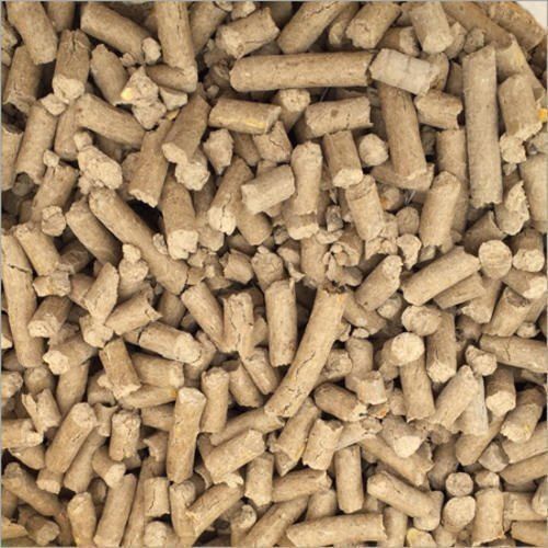 Good Source Of Dietary Fiber Protein Essential Fatty Acids Minerals And Vitamins Poultry Feed Application: Water