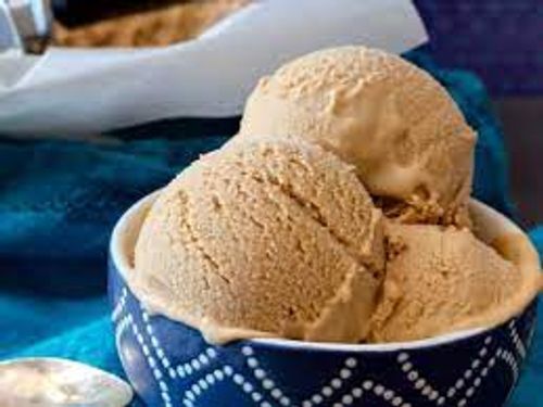 Natural Fresh Vegetarian Gluten Creamy Butterscotch Ice-Cream