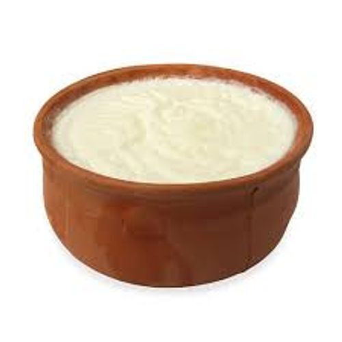 Tasty And Healthy Pure Raw Processed White Fresh Curd, Packed In Packets