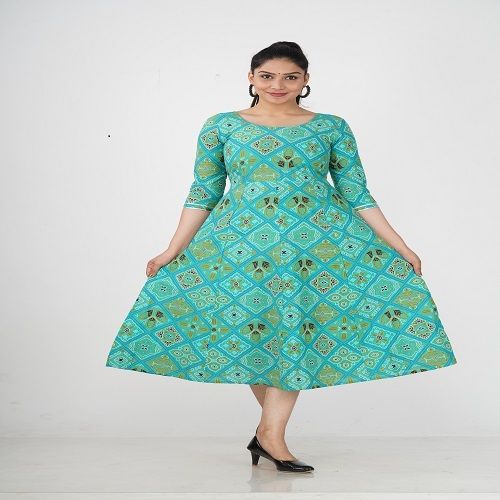 Trendy 3/4th Sleeves Green 60*60 Cotton Anarkali Style Ladies Kurtis