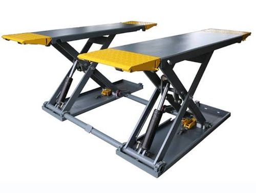 Yellow And Black Color Alignment Scissor Lift Car Lifting For Industrial Use