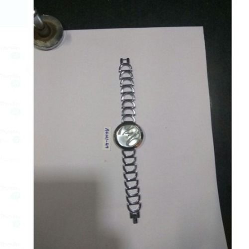 Silver Colour Designer Chain Wrist Watch For Ladies With 1 Year Warranty