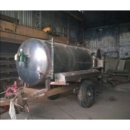 Ruggedly Constructed Horizontal Stainless Steel Oil Storage Tanks For Industrial