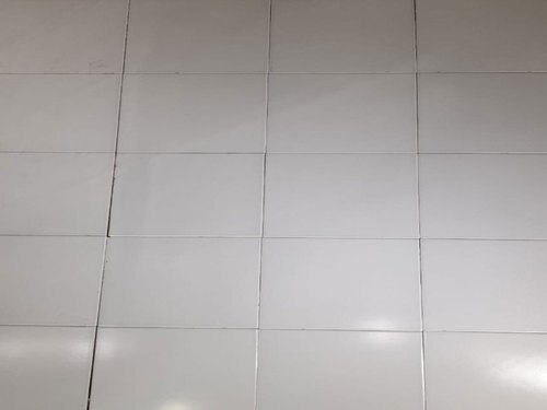 Square Glossy 2x2ft White Ceramic Floor
