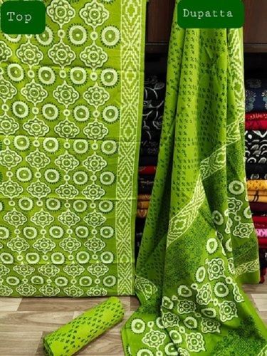 Green And White Color Printed Pattern Lightweight Comfortable Silk Ladies Saree