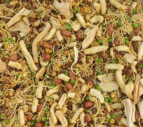 1 Kilogram Spicy And Crunchy Potato Sev Mixture Namkeen With Peanuts  Carbohydrate: 2.3 Percentage ( % )