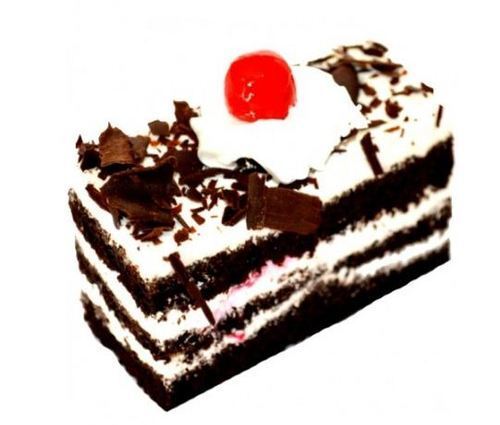 100 % Pure And Fresh Sweet Black Chocolate Forest Pastry, Sweet And Delicious