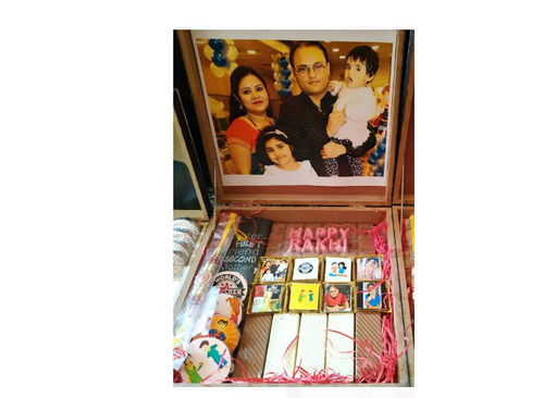 Matte Lamination Customized Chocolate Gift Box, With Photo Frame For Special Occasion Like Rakshabandhan 