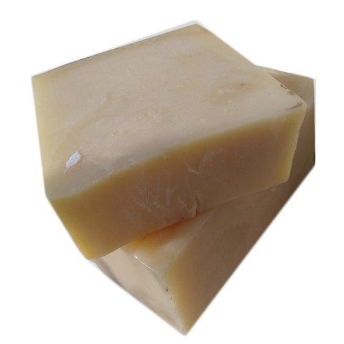 White Mild Soap Skin Friendly Perfect For A People With Sensitive Skin Coconut Milk And Soft Skin Bath Soap 