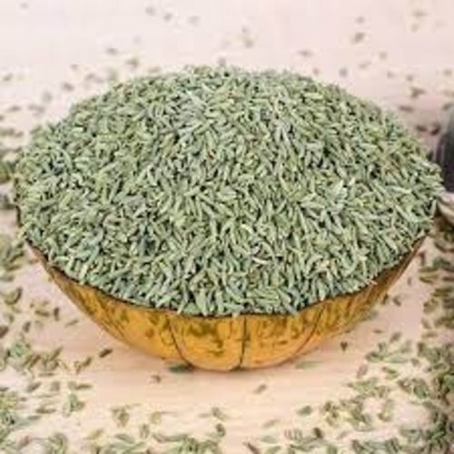 Strong Licorice Taste And Smell Fresh Dried Green Fennel Seeds,1 Kilogram Packaging Size  Grade: A Grade