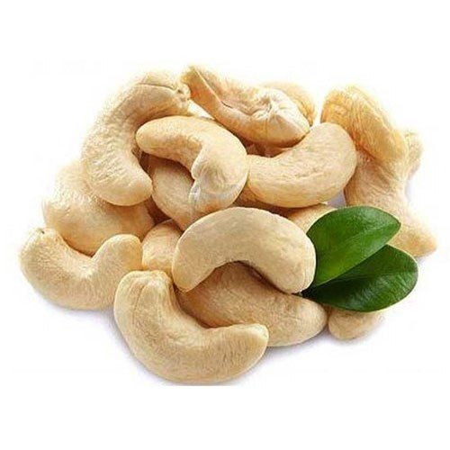 Half Moon Shape Medium Size White Dried 1% Broken And 5% Moisture Cashew Nut