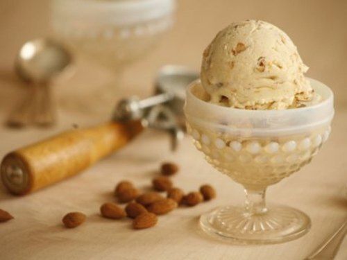 Creamy And Crunchy Roasted Almond Amul Ice Cream Pooja Ingale - Sujata Age Group: Children