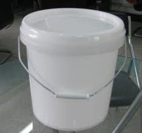 Highly Durable White Color Plastic Honey Bucket With Handle For Storage Water