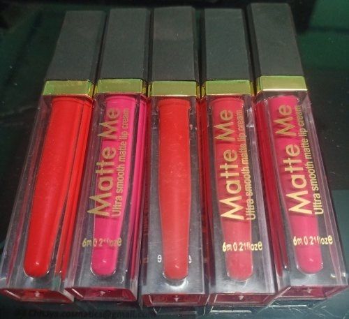 Long Lasting Water Resistant Strawberry Red Liquid Lipstick For Personal In Box