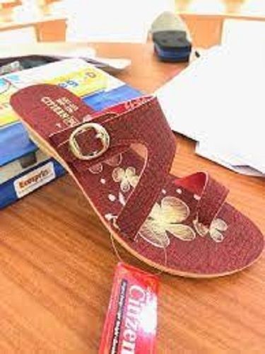 Maroon Daily Wear Ladies Pu Slipper Comfortable And Perfect For Daily Use