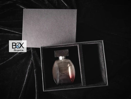 Matte Lamination Premium Black Paper Based Perfume Gift Packaging Box