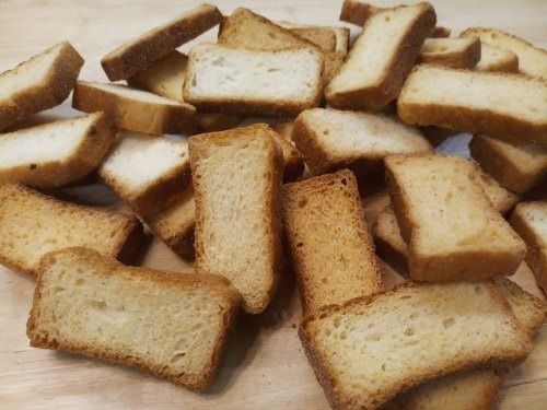 Brown Color Crunchy And Tasty Plain Tea Rusk Perfect Toast For Snacks