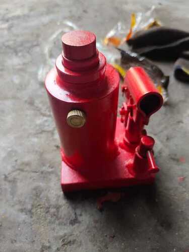 25 Mm Toe Clearance Industrial Hydraulic Jack 50 Ton Capacity Body Material: Steel