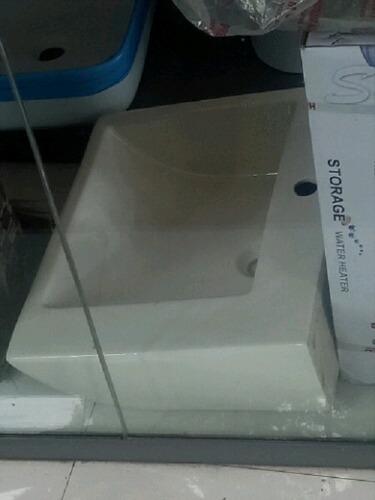 हैवी ड्यूटी और क्रैक रेजिस्टेंस रेक्टैंगुलर शेप व्हाइट सिरेमिक सिंक