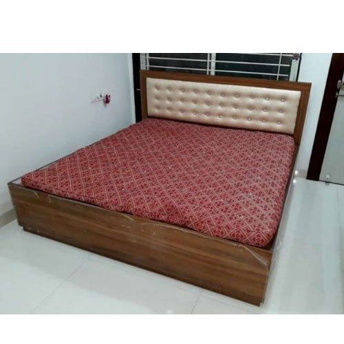 Brown Colour Strong And Shining Termite Proof Modern Teak Wooden Bed For Bedroom