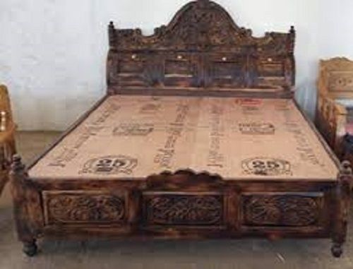 Machine Made Durable Termite Resistance And Long Lasting Brown Wooden Bed For Bedroom 