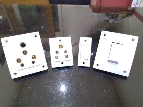 Plastic Short Circuit Protection And Electric Illuminated White Electrical Switch Board For Home