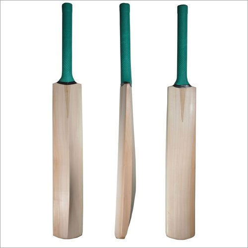 Termite Proof Wooden Cricket Bat With Perfect Grip