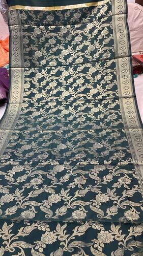 Lightweight Comfortable And Breathable Banarasi Silk Printed Ladies Saree 