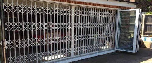 Entrance Swing Iron Gate For Residential And Commercial