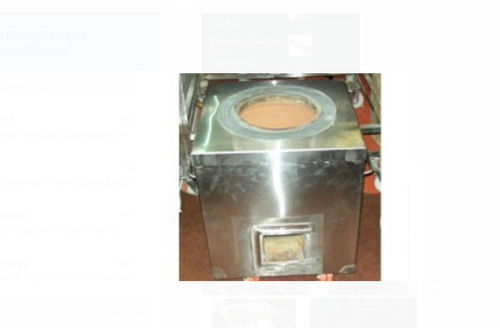 Square Shape Stainless Steel Tandoor, Capacity 100 Liter, Weight 200Kg, Size 30 Inch  Application: Hotel