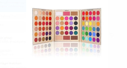 Durable And Long-Lasting Chemicals-Free Multicolored Eye Shadow For Ladies
